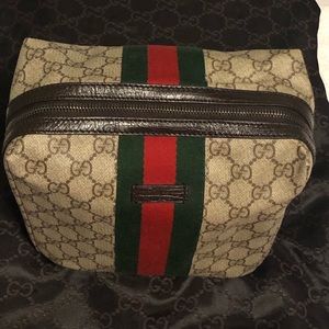 AUTHENTIC NEW Gucci GG VINTAGE Supreme Travel Bag